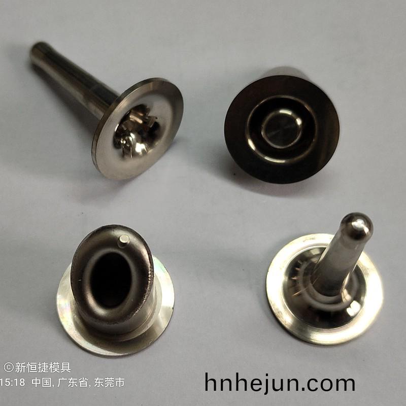 鑲件導筦類(lei)1